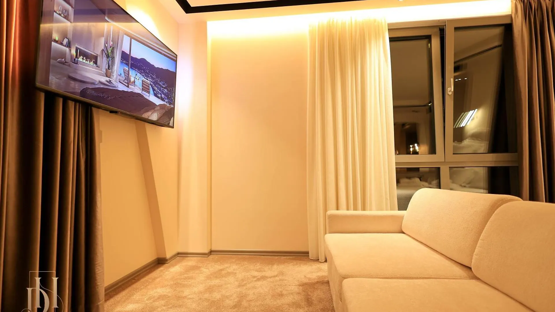 Deha Rooms & Apartments Tirana 0*,