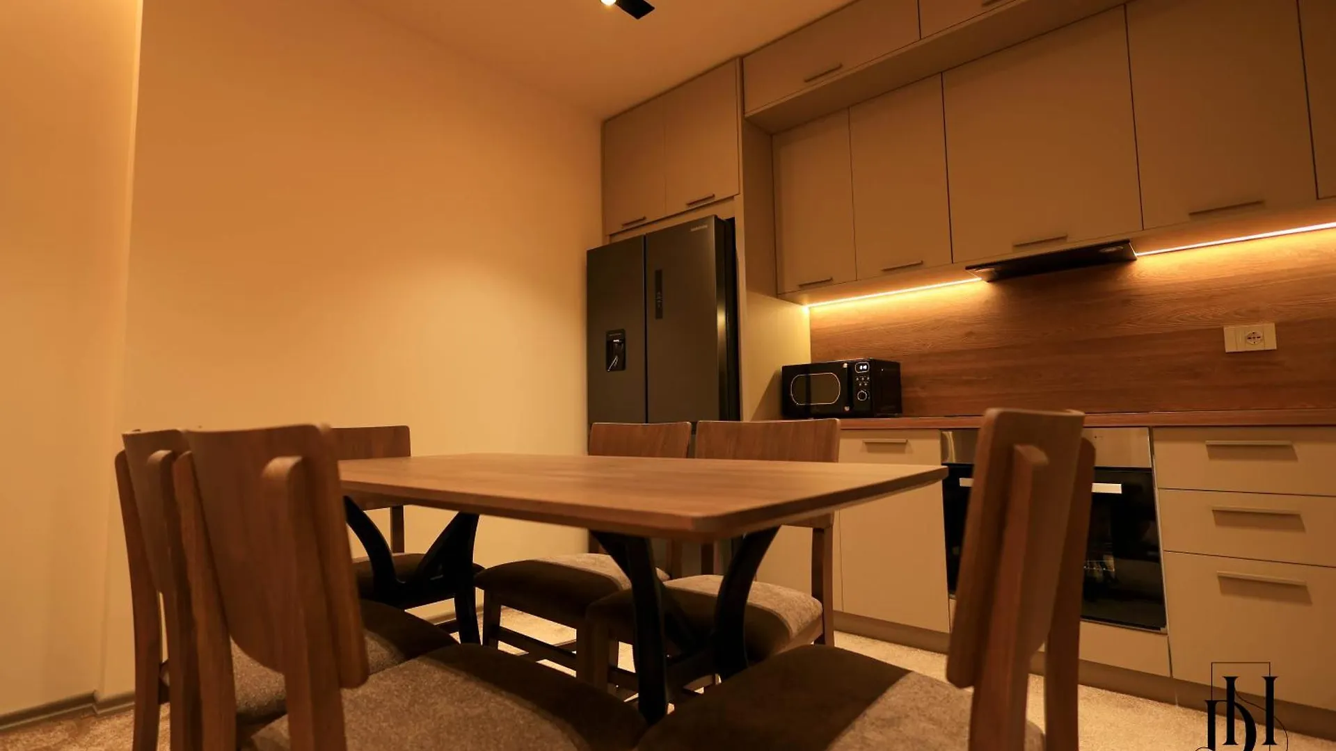 Deha Rooms & Apartments Tirana Hotel